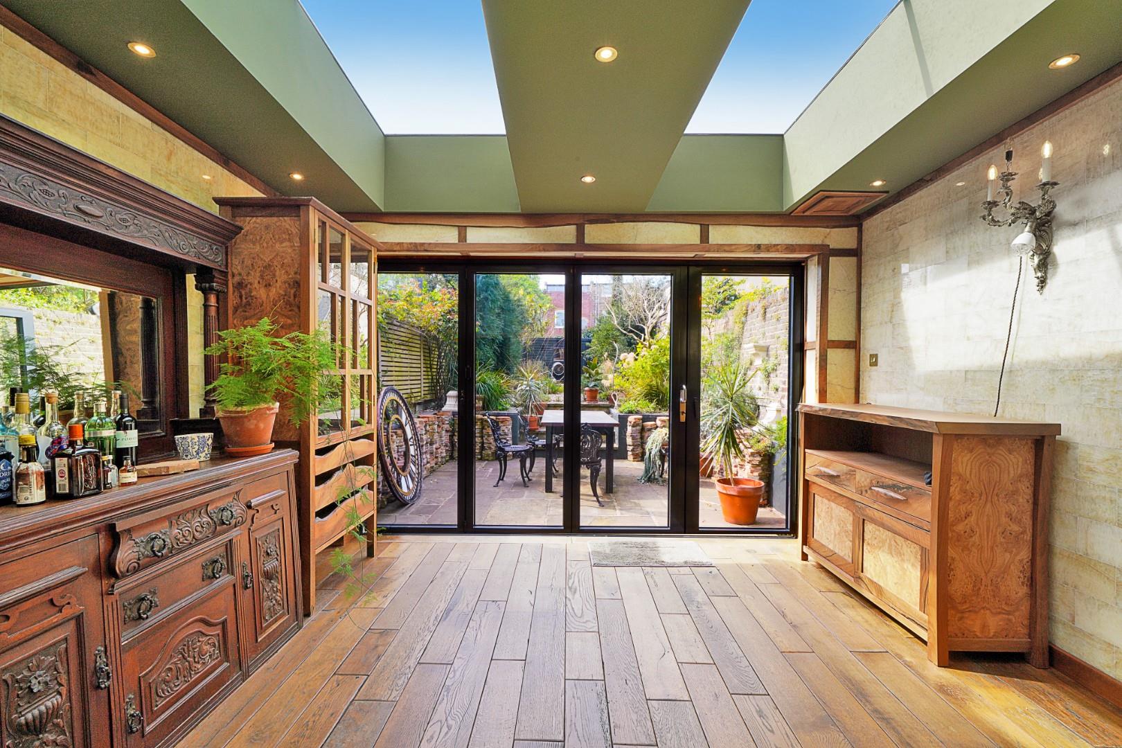 Medina Road, Finsbury Park, N7 