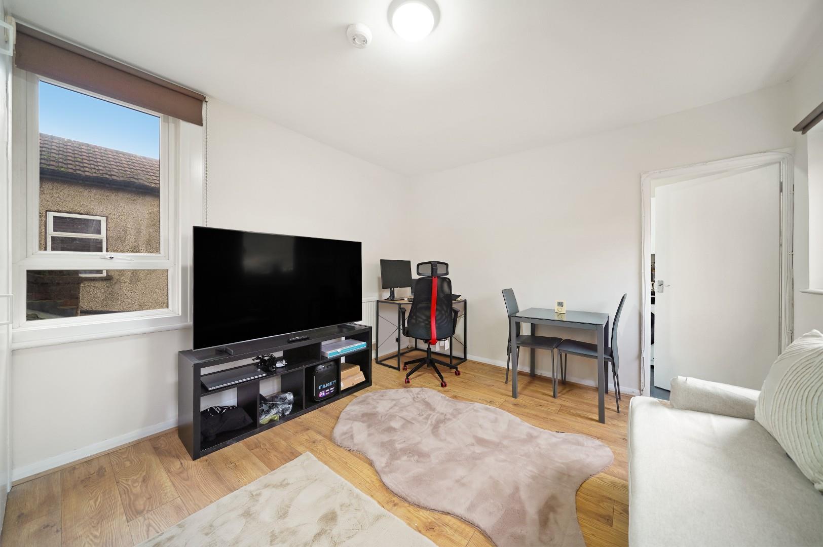 Station Road, Hendon, NW4 